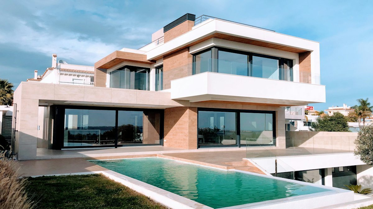 Modern family home for sale – real estate agent website design in Australia